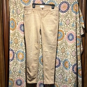 Celebrity Pink size 29 skinny leg khaki women’s jeans!